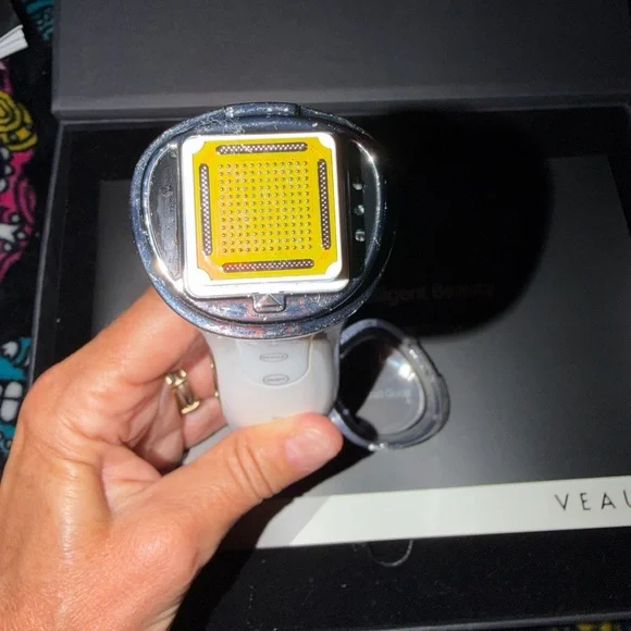 VEAUTY DOT & Aqualis Serum - Picture 4 of 10